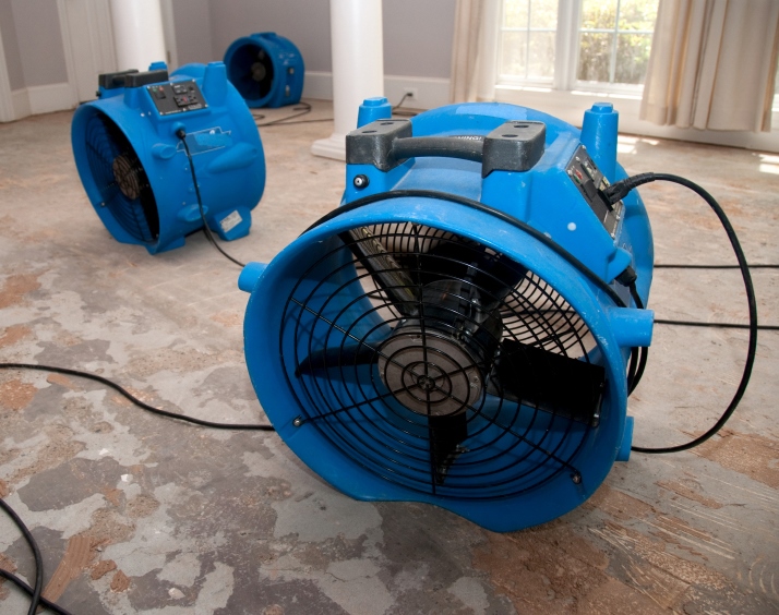 Applying Sealer coat to basement foundations